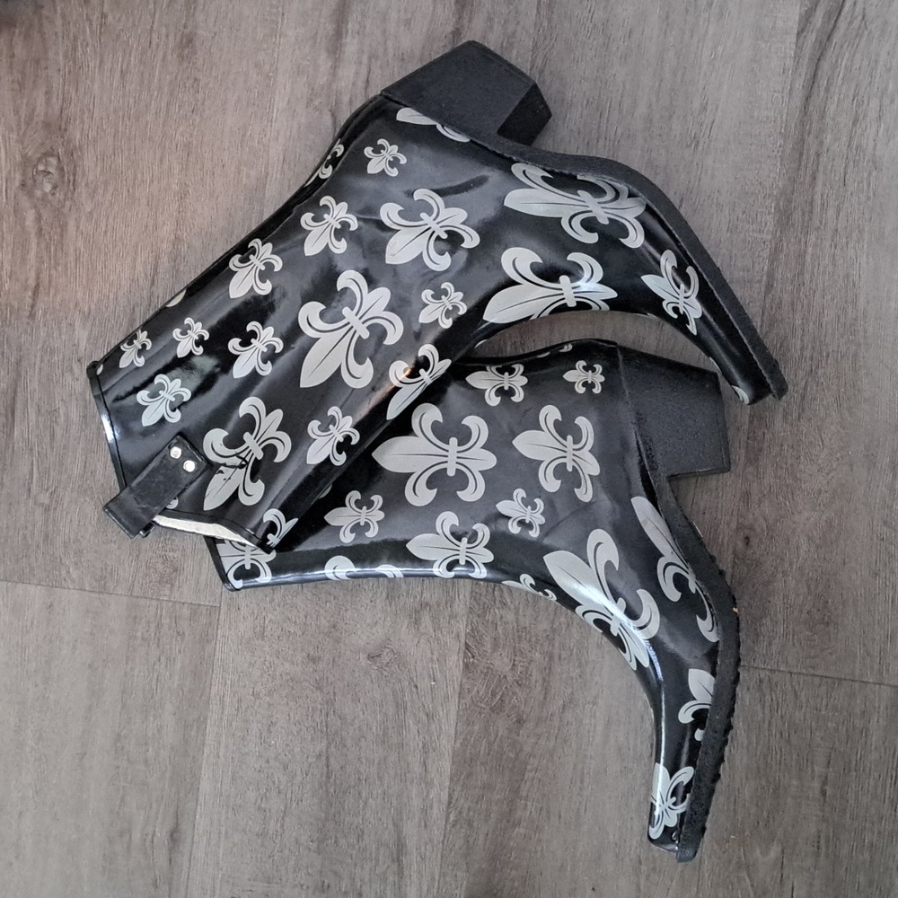 8 Nomad Yippy Cowboy Style Rainboots